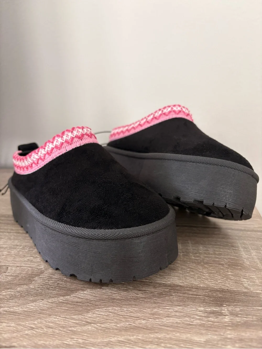 Olivia & Kate Girls Black Suede Slip-On Mule Shoes with Pink Trim Size 11 - New